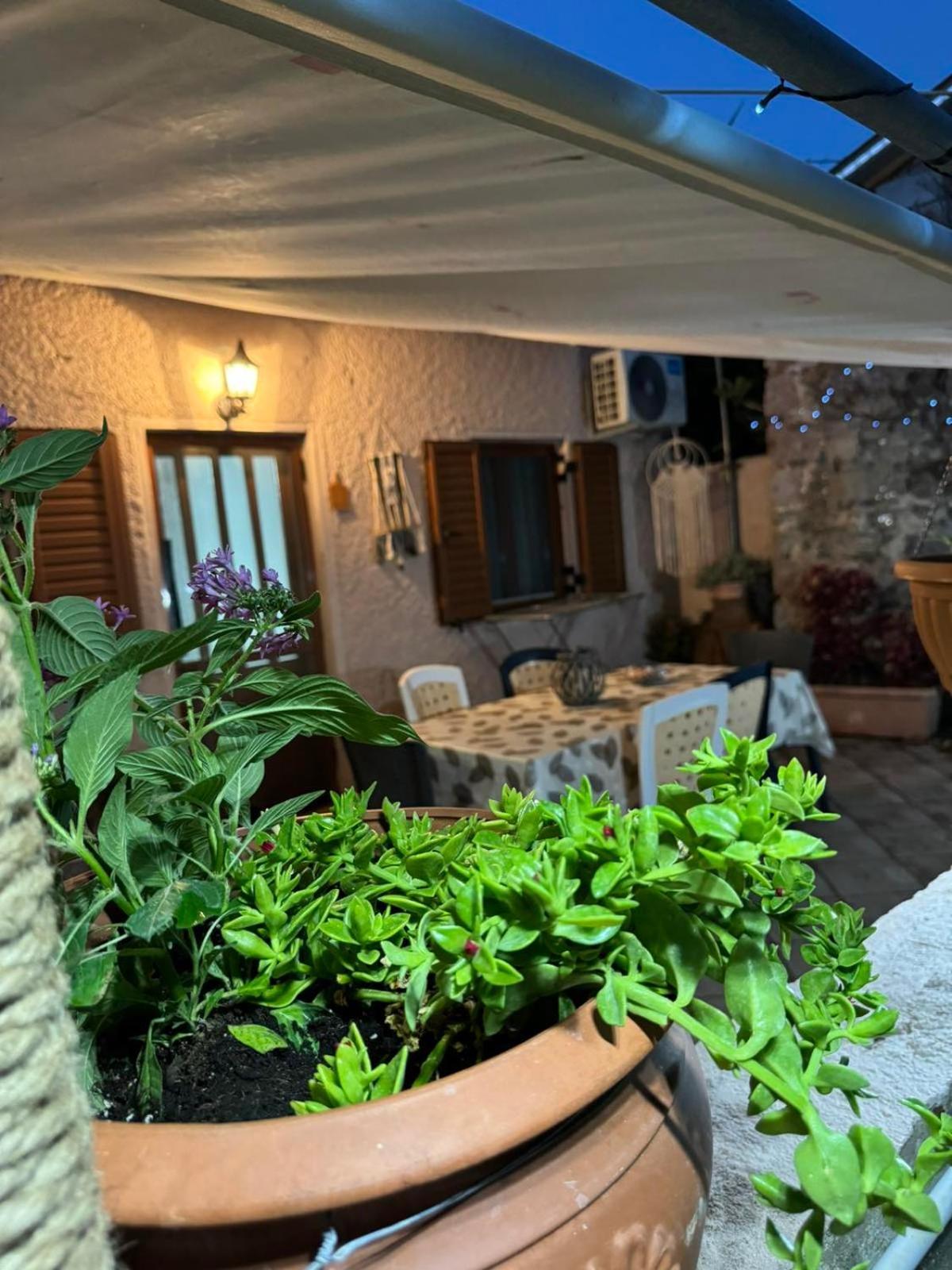 Afroditi'S 2 Eresos  Exterior photo